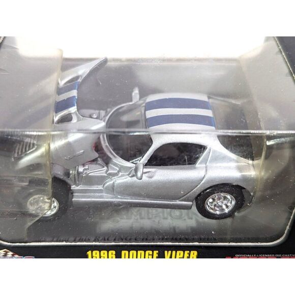 Racing Champions Motor Trend 1996 Dodge Viper Issue #171 Gray Silver NEW - Picture 2 of 4
